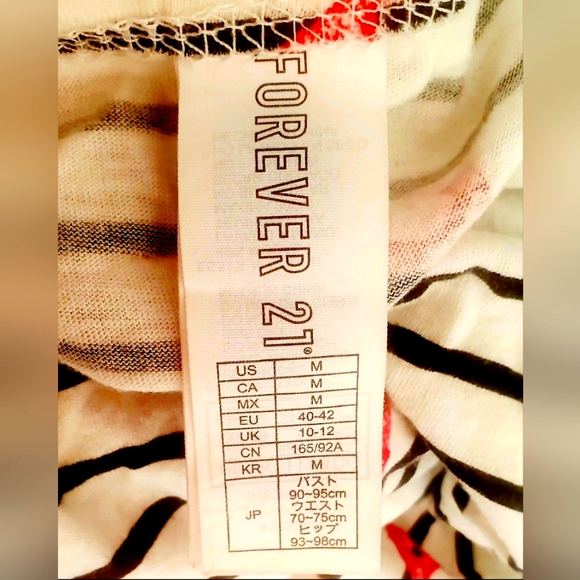 Forever 21 Junior's Oversized Racerback Tank Top - Picture 4 of 4